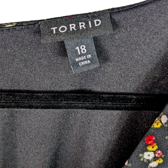 Torrid Deep V Georgette Floral Dress with Long Sleeves, 18 - Picture 8 of 12